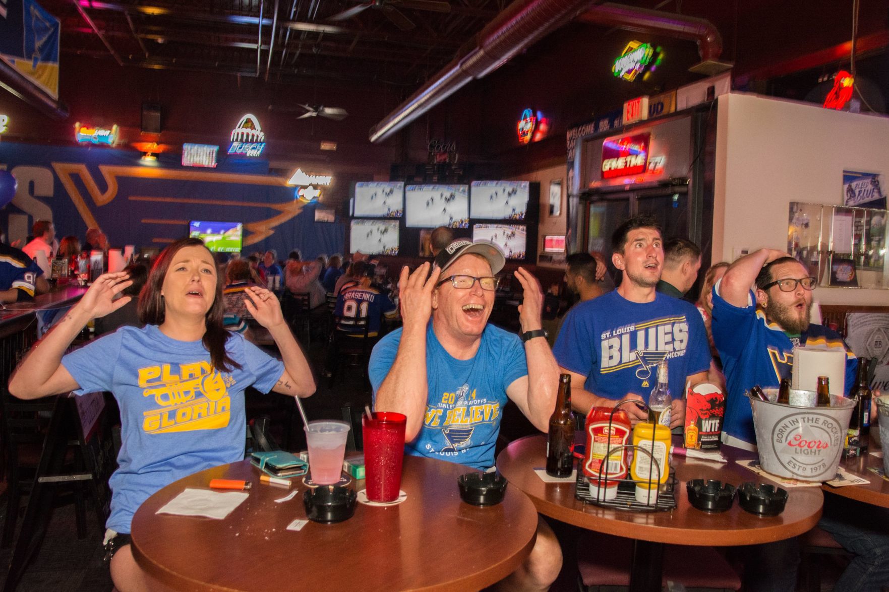Blues Fans at Hotshots Fenton during Stanley Cup Final Game 5